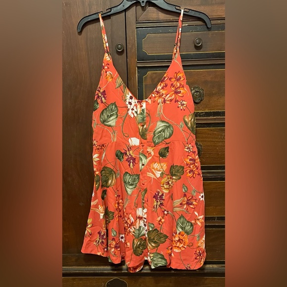 Lulu's Ulani Rusty Rose Floral Print Skater Dress 
Size M missing tie sash belt - Picture 6 of 13
